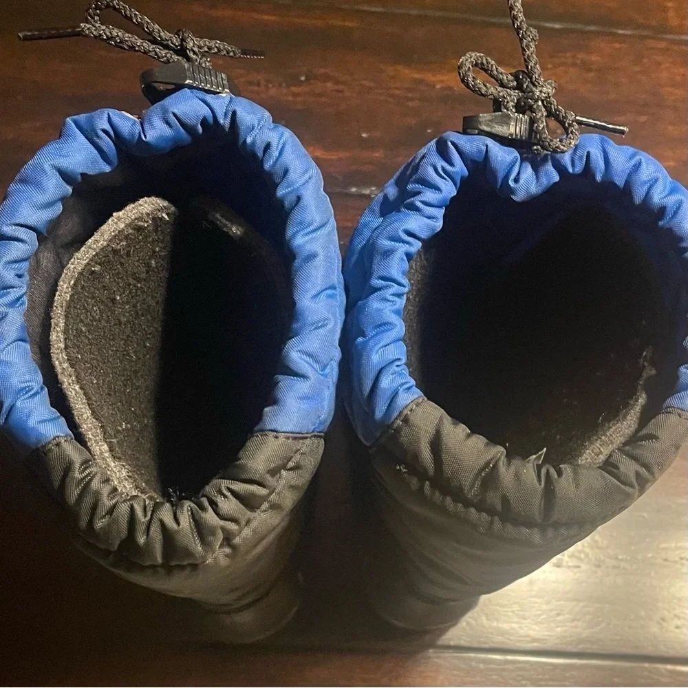 SOREL Big- Kids Flurry Boots - Blue and Red